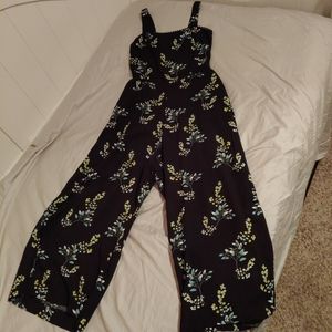 floral pantsuit